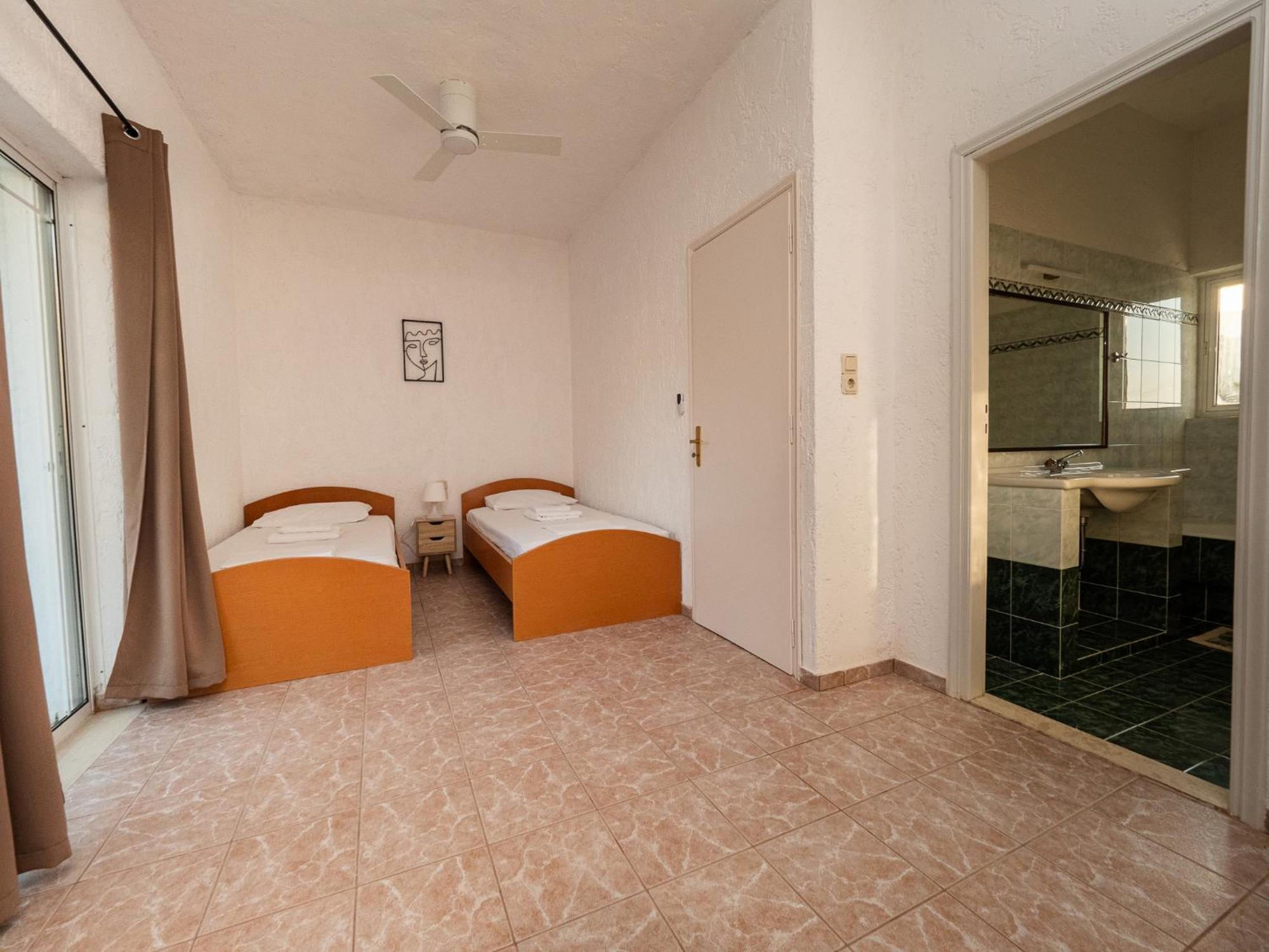 Villa Dirui Fodele Luaran gambar